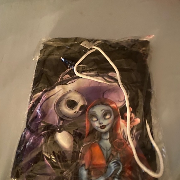 Clothes - Picture 4 of 6